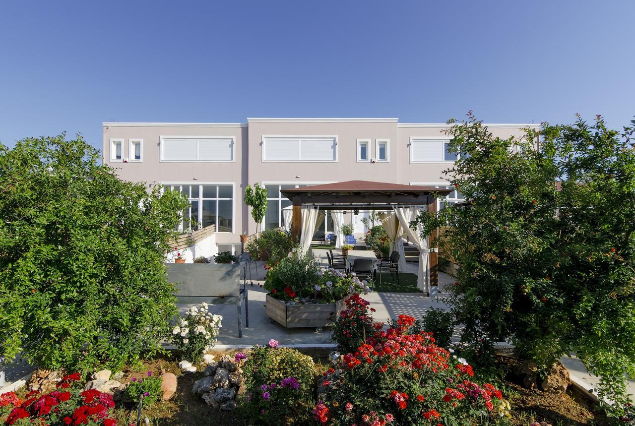 Luxury Suites In Stavromenos Zewnętrze zdjęcie